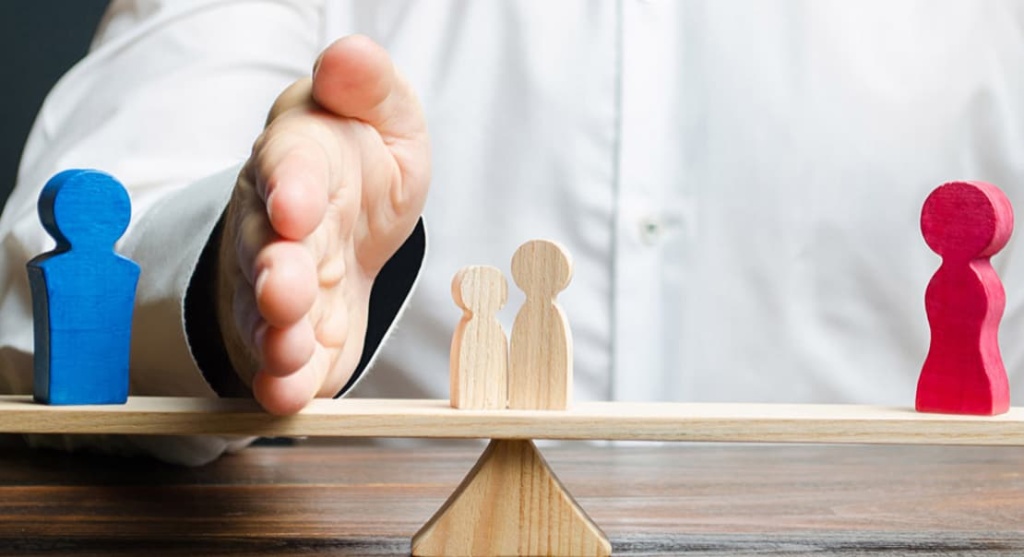 Определение места жительства ребенка в Донецке